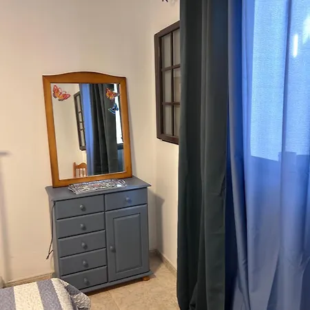 Semesterbostad La Buganvilla House *